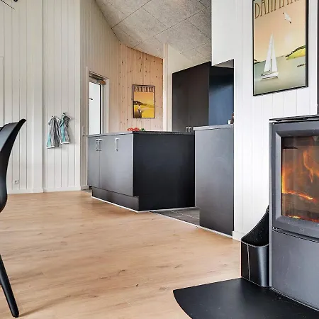 Tatil Evi 18 Person In N Rre Nebel