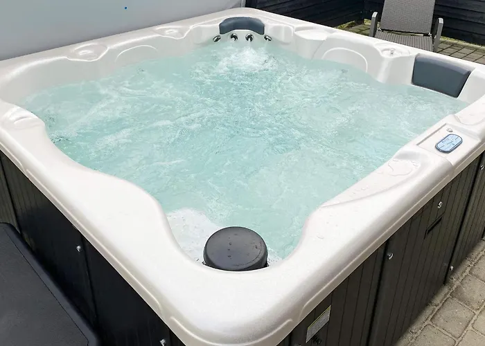 Luxury Retreat With Pool - By Traum