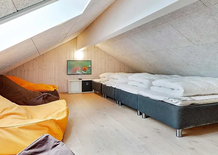 Luxury Retreat With Pool - By Traum Vakantiehuis *