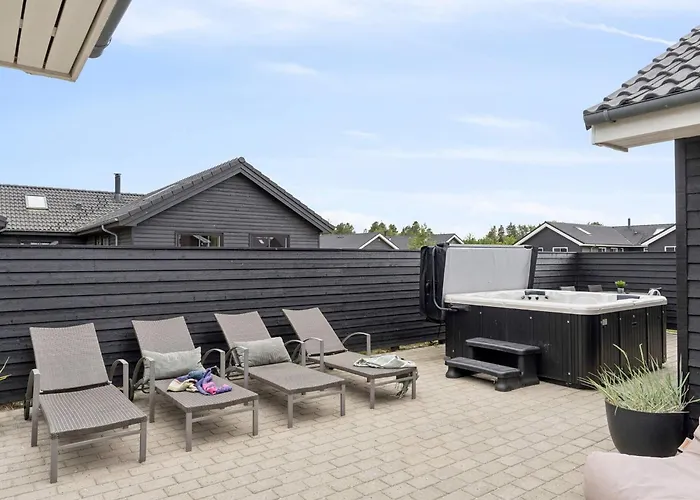 Vakantiehuis Luxury Retreat With Pool - By Traum